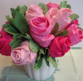 Como-fazer-flores-de-papel-crepom-04.jpg