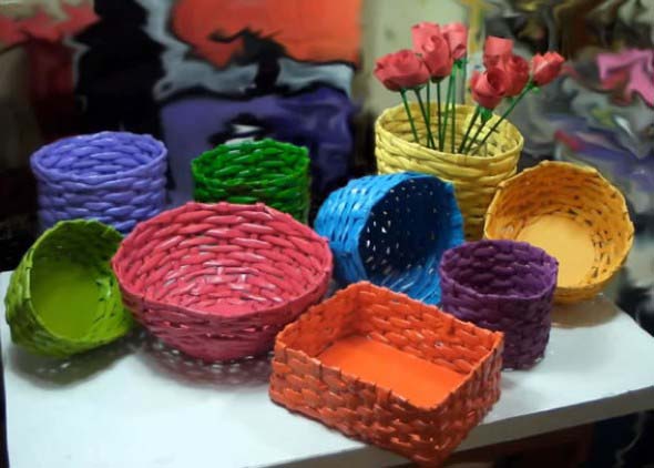 Jornais antigos – Como reciclar com artesanato 001
