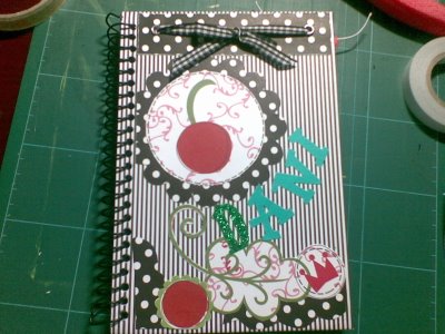 Como customizar cadernos de forma criativa 09