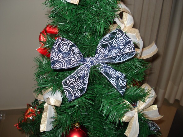 Laços de fita decorativos para o Natal Laços de fita decorativos para o Natal